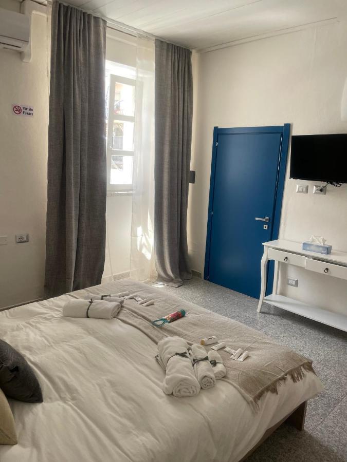 Bed and Breakfast St.Joseph à Olbia Extérieur photo